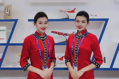 海航集團(tuán)董事長陳峰出席第15屆中國-東盟博覽會并拜會廣西壯族自治區(qū)政府領(lǐng)導(dǎo)